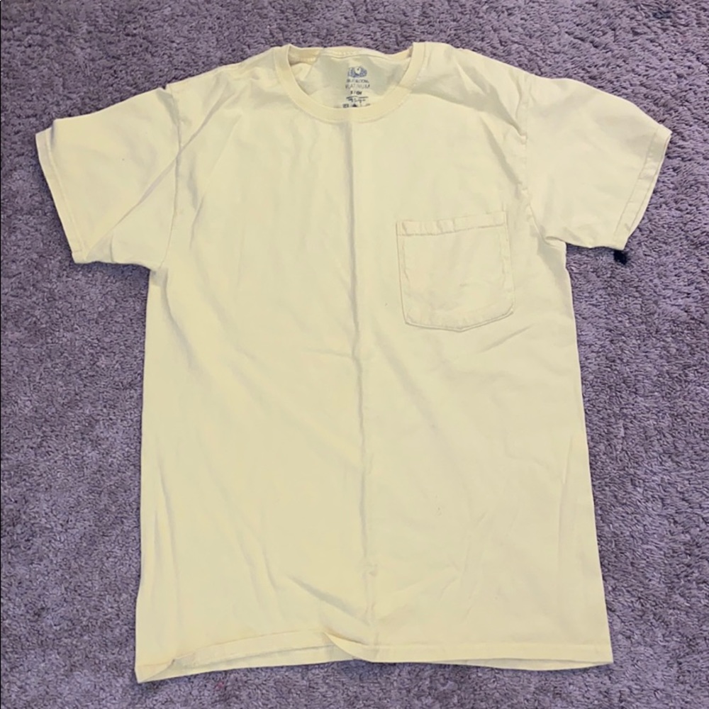 Yellow t shirt